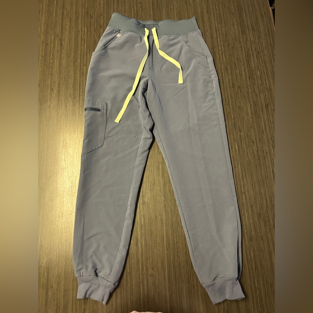 Figs Women’s Zamora High-Waisted in Space Navy